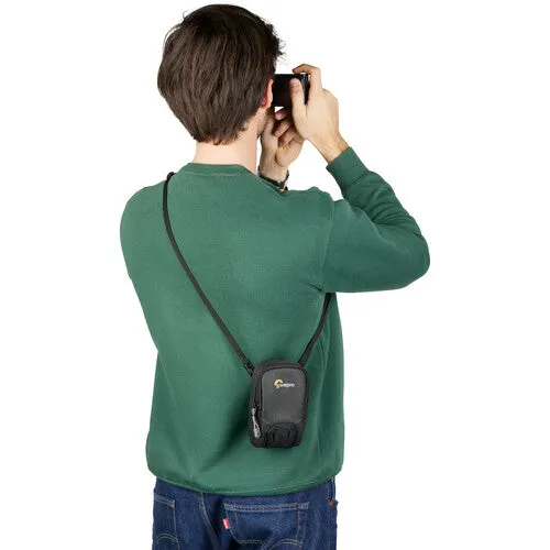 Lowepro Adventura CS 20 III Camera Pouch - Black